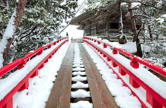 Winter in Godaido Temple